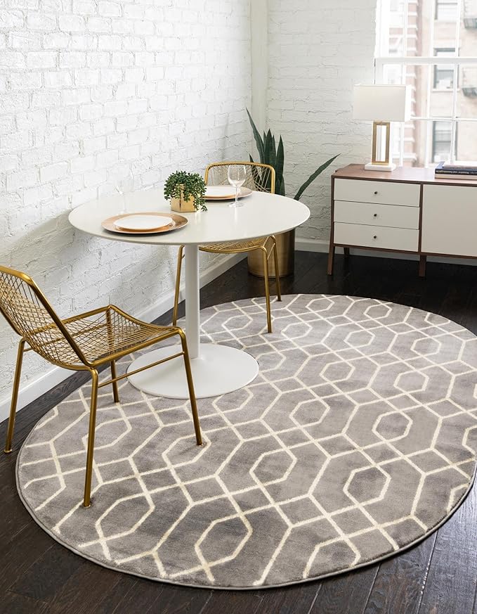 Unique Loom Glam Collection Area Rug - Trellis (7' 10" x 10' Oval, Gray Gold/ Gold)