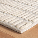 Dash & Albert Roark Ivory Hand Tufted Wool Rug, 2.5 X 8 Feet, Grey/Ivory Geometric Pattern