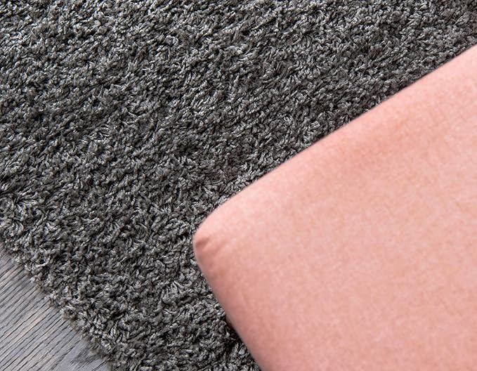 Unique Loom Solid Shag Collection Area Rug (2' 7" x 10' Runner, Graphite Gray)