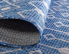 Unique Loom Outdoor Trellis Collection Area Rug - Tribal Trellis (4' 1" Round, Blue/ Ivory)