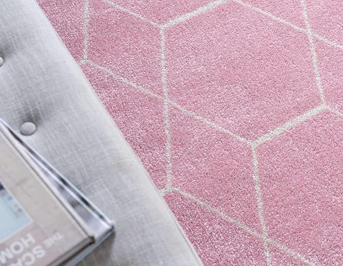 Unique Loom Trellis Frieze Collection Area Rug - Geometric (7' 10" Square, Light Pink/ Ivory)
