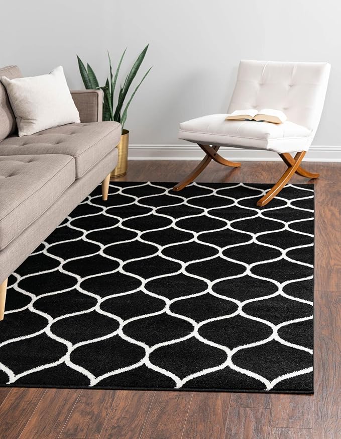 Rugs.com Lattice Frieze Collection Rug – 7' x 10' Black Medium Rug Perfect for Living Rooms, Large Dining Rooms, Open Floorplans
