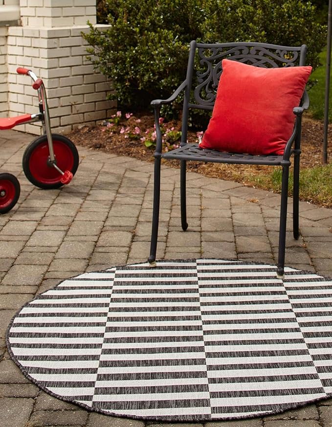 Unique Loom Outdoor Striped Collection Area Rug - Striped (13' Round, Charcoal/Ivory)