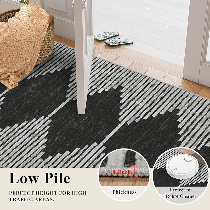 HelloTree Hallway Runner Rug，2.6x8 Moroccan Modern Stripe Carpet Washable Machine Bathroom Runner Bohemian Design Modern Soft Non Slip Indoor Rug for Entryway Hallway Laundry Room Bedroom-Black