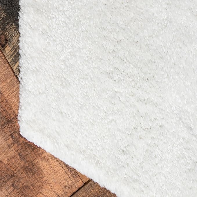 Unique Loom Solo Collection Area Rug - Calabasas (7' 10" Octagon, Snow White)