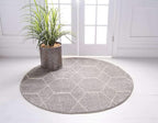 Unique Loom Trellis Frieze Collection Area Rug - Geometric (5' 1" Round Light Gray/Ivory)