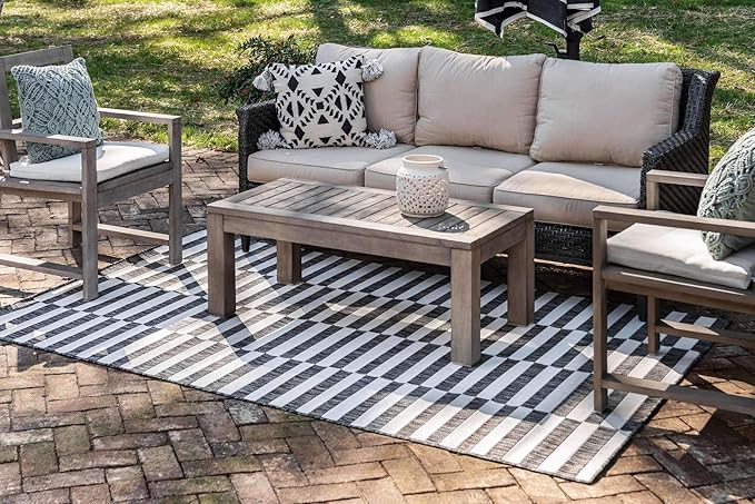 Unique Loom Outdoor Striped Collection Area Rug - Striped (4' 1" x 6' 1" Rectangle, Charcoal/Ivory)