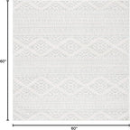 SAFAVIEH Tulum Collection Area Rug - 5' Square, Ivory & Light Grey, Moroccan Boho Tribal Design, Non-Shedding & Easy to Clean, Ideal for Living Room, Bedroom, Dining Space (TUL272G)