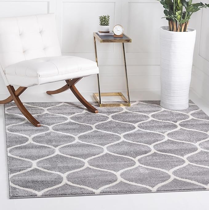 Rugs.com Lattice Frieze Collection Rug – 3' Square Light Gray Medium Rug Perfect for Living Rooms, Kitchens, Entryways