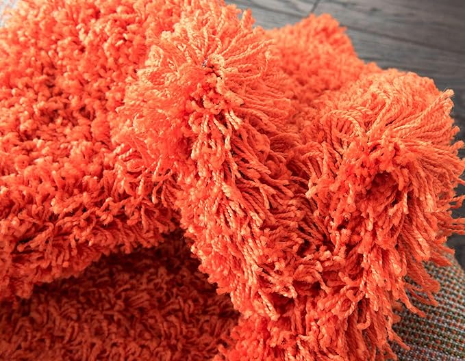 Unique Loom Solid Shag Collection Area Rug (2' 2" x 3' 1" Rectangle, Tiger Orange)
