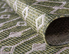 Unique Loom Outdoor Trellis Collection Area Rug - Tribal Trellis (5' 3" Round, Green/ Natural)