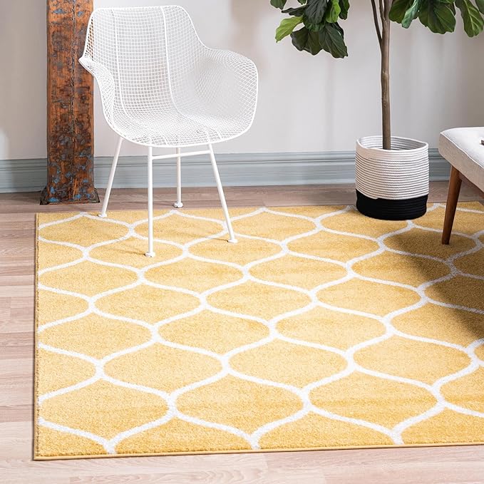 Rugs.com Lattice Frieze Collection Rug – 8' Square Yellow Medium Rug Perfect for Living Rooms, Kitchens, Entryways