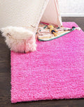 Unique Loom Solid Shag Collection Area Rug (6' 1" x 9' Rectangle, Taffy Pink)