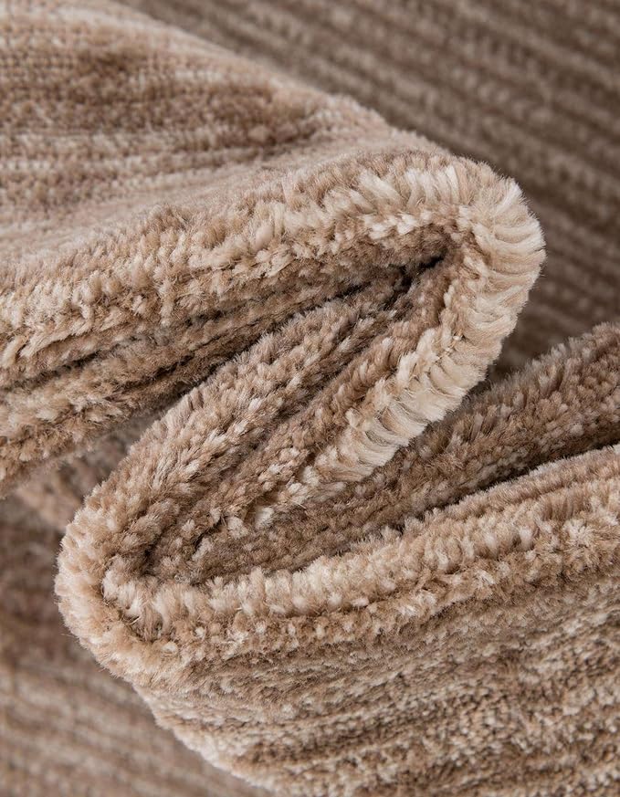 Unique Loom Finsbury Collection Area Rug - Kate (5' 3" x 8' Rectangle, Beige/ Ivory)