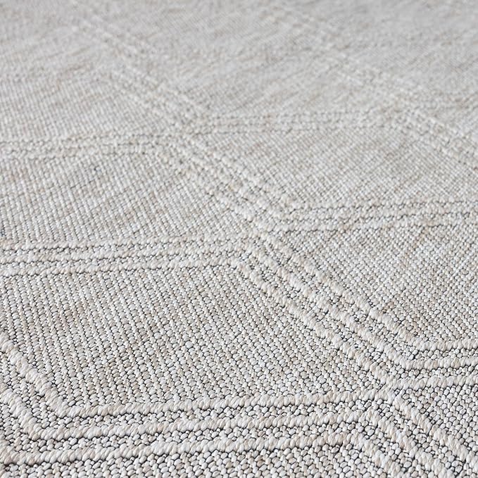 LUXE WEAVERS Modern Farmhouse Beige 6x9 Washable Area Rug, Anti-Slip Diamond Pattern Carpet
