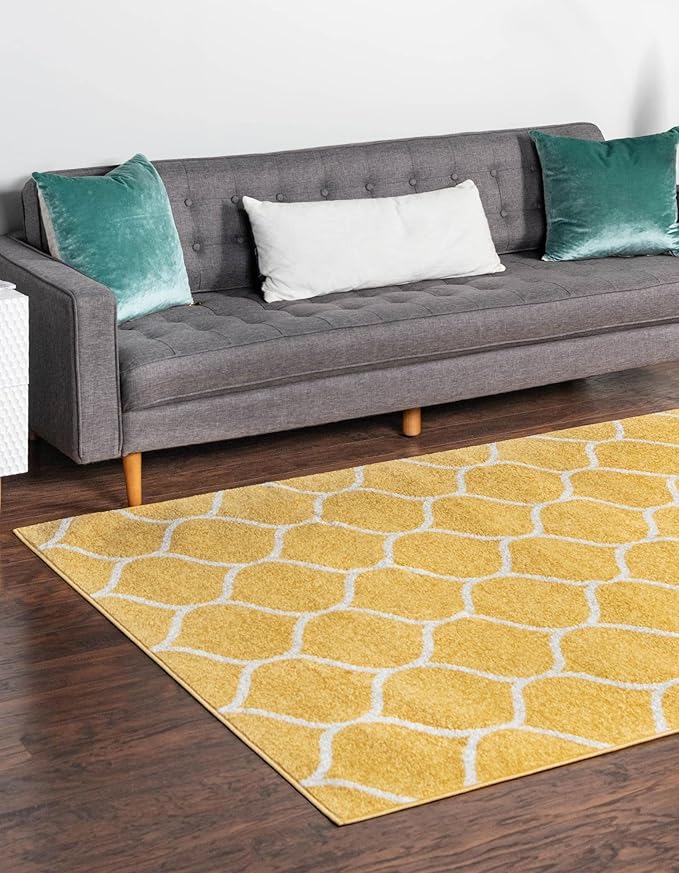 Rugs.com Lattice Frieze Collection Rug – 3' 3 x 5' 3 Yellow Medium Rug Perfect for Living Rooms, Large Dining Rooms, Open Floorplans