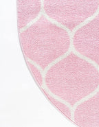 Rugs.com Lattice Frieze Collection Rug – 5' x 8' Oval Light Pink Medium Rug Perfect for Living Rooms, Large Dining Rooms, Open Floorplans
