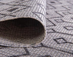 Unique Loom Outdoor Trellis Collection Area Rug - Tribal Trellis (3' 3" Round, Gray/ Black)