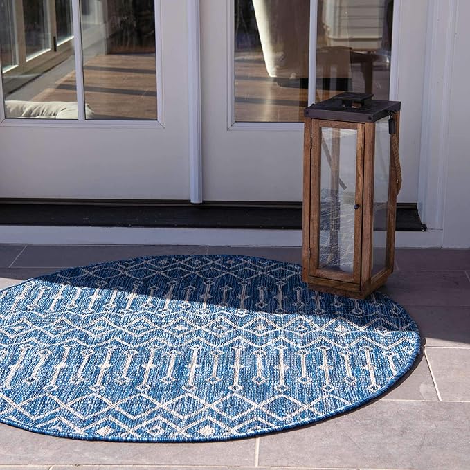 Unique Loom Outdoor Trellis Collection Area Rug - Tribal Trellis (5' 1" Round, Blue/ Ivory)