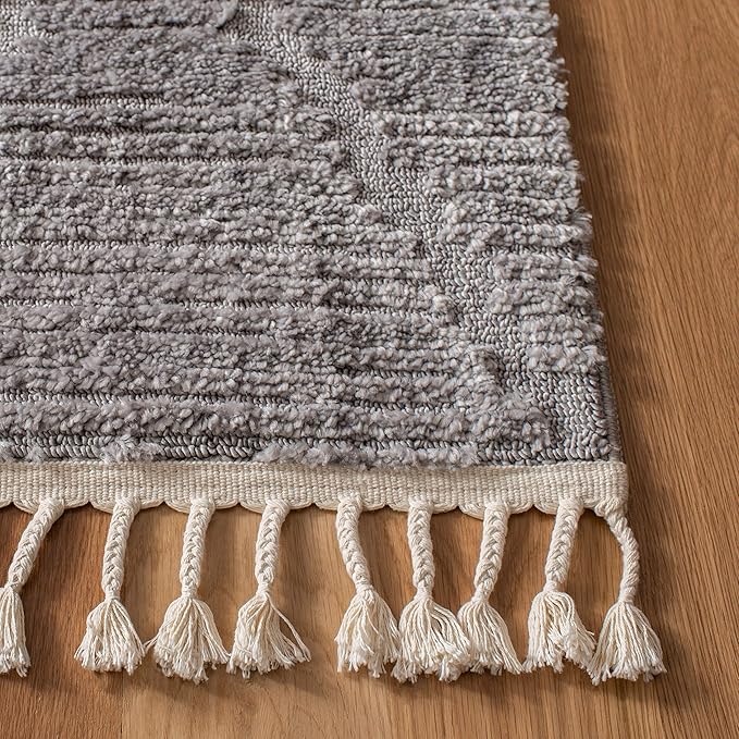 SAFAVIEH Marrakech Collection Accent Rug - 4' x 6', Grey, Moroccan Boho Tribal Tassel Design, Non-Shedding & Easy Care, Ideal for High Traffic Areas in Entryway, Living Room, Bedroom (MRK517F)