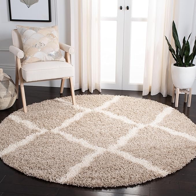 SAFAVIEH Dallas Shag Collection Area Rug - 8' Round, Beige & Ivory, Trellis Design, Non-Shedding & Easy Care, 1.5-inch Thick Ideal for High Traffic Areas in Living Room, Bedroom (SGD257D)
