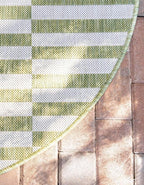 Unique Loom Outdoor Striped Collection Area Rug - Striped (4' 1" Round, Green/Ivory)