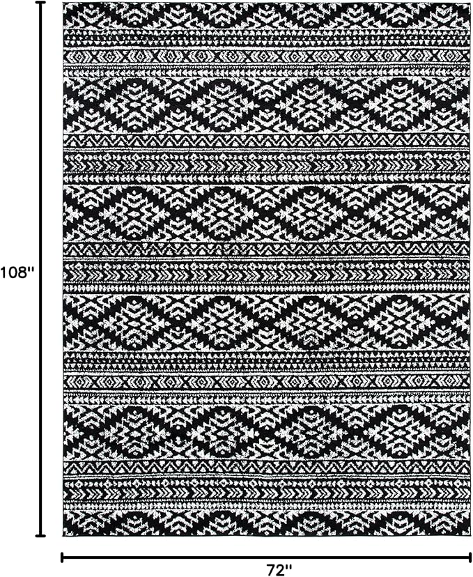 SAFAVIEH Area Rug 6x9 - Tulum Collection - Black & Ivory, Moroccan Boho Tribal Design, Non-Shedding & Easy to Clean, Ideal for Living Room, Bedroom, Dining Space (TUL272Z)