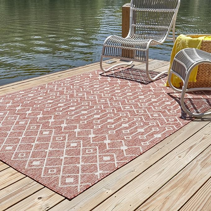 Unique Loom Outdoor Trellis Collection Area Rug - Tribal Trellis (3' 3" x 5' 3" Rectangle, Rust Red/ Ivory)