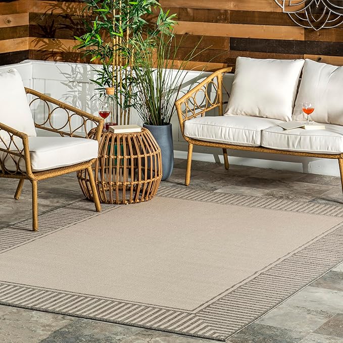Nuloom Asha Light Grey/Ivory, 4' x 6', Casual, Striped Border, Soft and Cozy, High Traffic, Stain Resistant, Easy Clean, Durable Area Rug for Indoor/Outdoor Patio, Deck, Porch, Garden, Courtyard