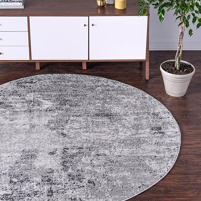 Rugs.com Leipzig Collection Rug – 8 Ft Round Gray Low-Pile Rug Perfect for Kitchens, Dining Rooms