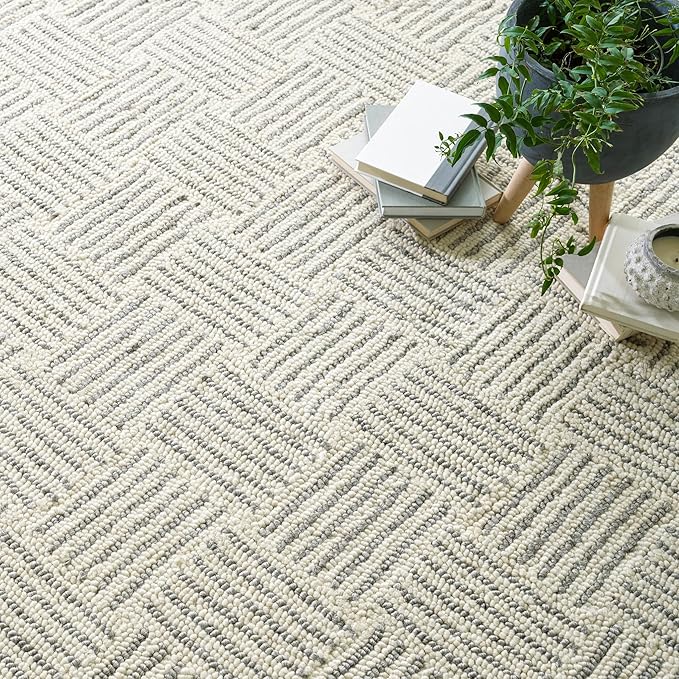 Dash & Albert Layers Grey Hand Hooked Wool Rug, 7.5 X 9.5 Feet, Grey/Ivory Geometric Pattern