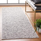 SAFAVIEH Adirondack Collection Runner Rug - 2'6" x 16', Ivory & Charcoal, Chevron Design, Non-Shedding & Easy Care, Ideal for High Traffic Areas in Living Room, Bedroom (ADR104N)