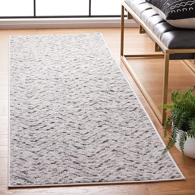SAFAVIEH Adirondack Collection Runner Rug - 2'6" x 10', Ivory & Charcoal, Chevron Design, Non-Shedding & Easy Care, Ideal for High Traffic Areas in Living Room, Bedroom (ADR104N)