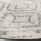 SAFAVIEH Adirondack Collection Area Rug - 4' Round, Light Grey & Grey, Modern Diamond Distressed Design, Non-Shedding & Easy Care, Ideal for High Traffic Areas in Living Room, Bedroom (ADR131C)