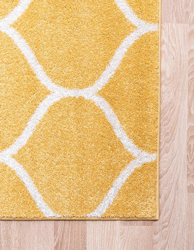 Rugs.com Lattice Frieze Collection Rug – 5' Square Yellow Medium Rug Perfect for Living Rooms, Kitchens, Entryways