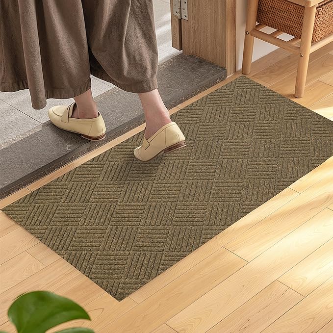 jxgzyy Door Mat, 3'11" x 2'8" Non Slip Carpet Runner, Dirt Trapper Indoor/Outdoor Floor Mats for Patio, Front Door, Garage, Front Back Door, Entryway, Waterproof, Brown