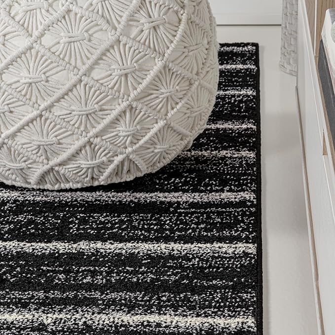 JONATHAN Y Williamsburg Minimalist Stripe Black/Cream Indoor Area Rug, 4x6, Contemporary, Modern, Easy-Cleaning for Living Room, Bedroom, Kitchen, Pet Friendly, Non-Shedding (MOH201F-4)