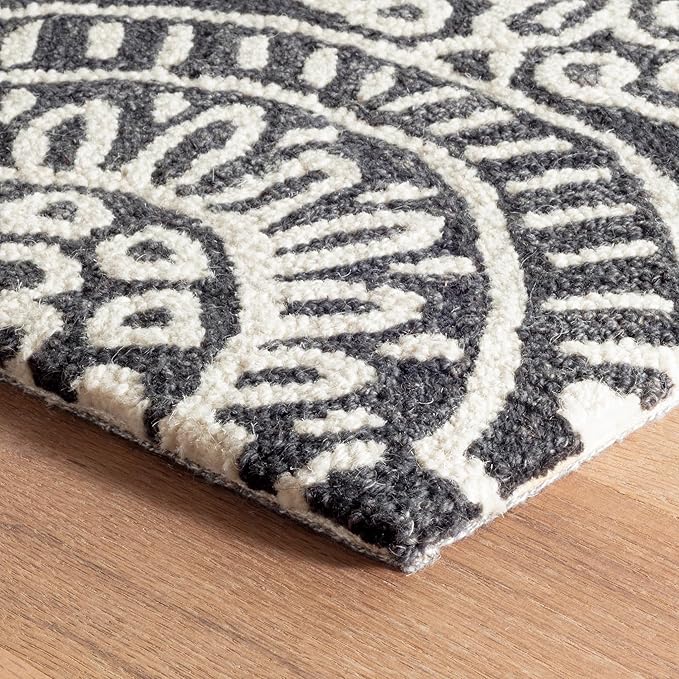 Dash & Albert Temple Charcoal Hand Micro Hooked Wool Rug, 8.5 X 11.5 Feet, Grey Geometric Pattern