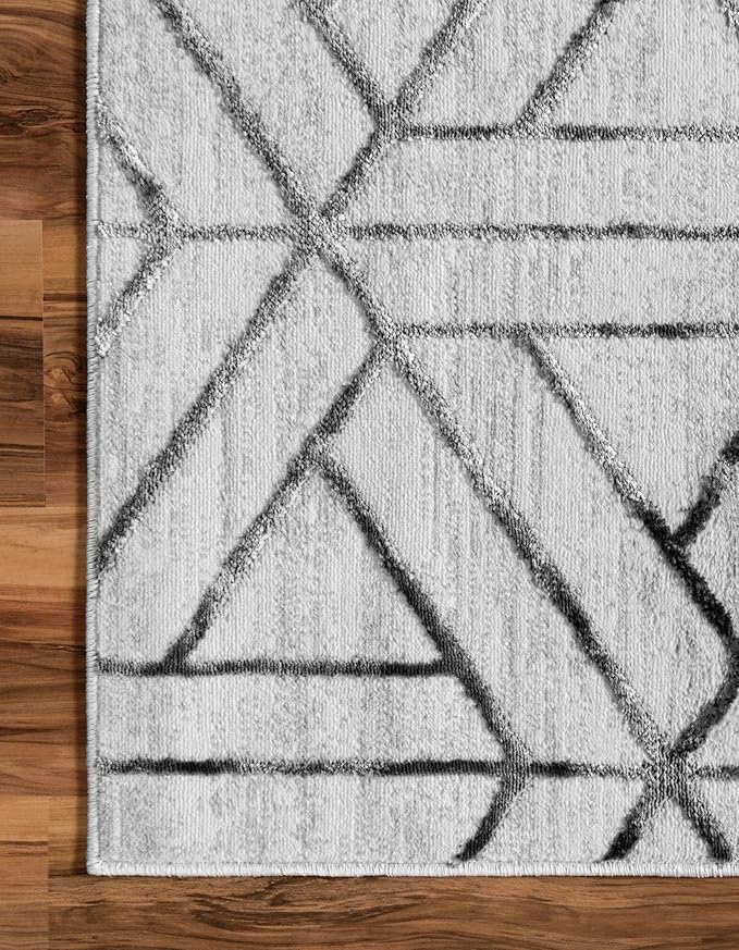 Rugs.com Lattice Trellis Collection Rug – 7' x 10' White Low-Pile Rug Perfect for Living Rooms, Large Dining Rooms, Open Floorplans
