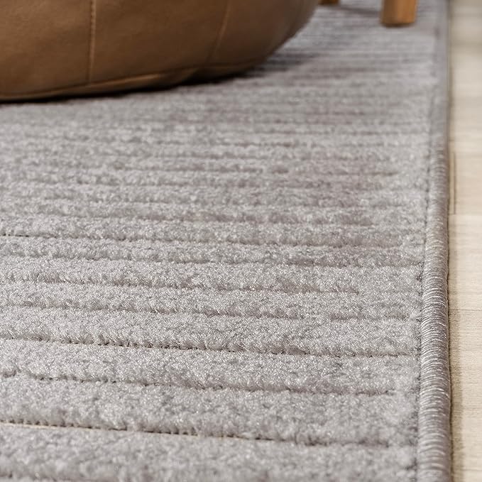 JONATHAN Y Hallie High-Low Curve Gray/Ivory 8' Round Indoor/Outdoor Area Rug, Minimalist, Pet Friendly, Non-Shedding, Stain Resistant, Hose-Washable for Backyard, Patio, Porch (SCN100A-8R)