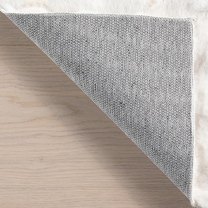 nuLOOM Jeni Off-White, 6' Square, Solid Faux Rabbit, Fluffy and Cozy, High Traffic, Stain Resistant, Easy Clean, Durable Washable Area Rug for Bedroom, Living Room, Dining, Den, Foyer, Entryway