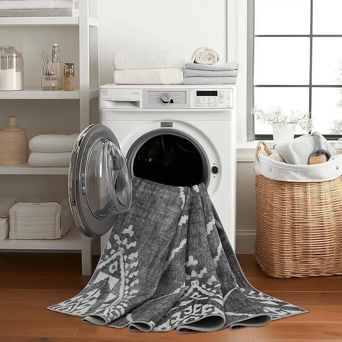 ReaLife Rugs Machine Washable Area Rug - Living Room Bedroom Bathroom Kitchen Entryway Office - Padded Low Pile Stain Resistant Premium - Moroccan Diamond Tribal - Jax - Gray 4' x 6'