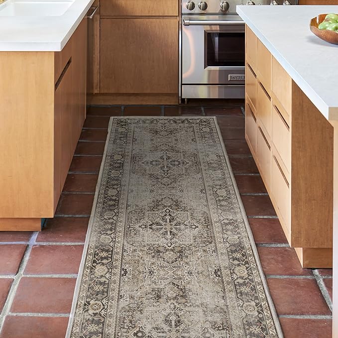 RUGGABLE Washable Vintage Area Rug – Kamran Hazel 6x9, Stain-Resistant, Non-Slip – Medium Machine Washable Rugs for Living Room, Bedroom, Hallway, Entryway & Office–with Cushioned Pad