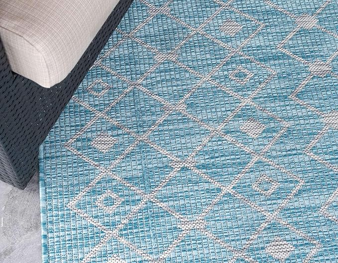 Unique Loom Outdoor Trellis Collection Area Rug - Tribal Trellis (8' x 8' Rectangle, Aqua/ Ivory)