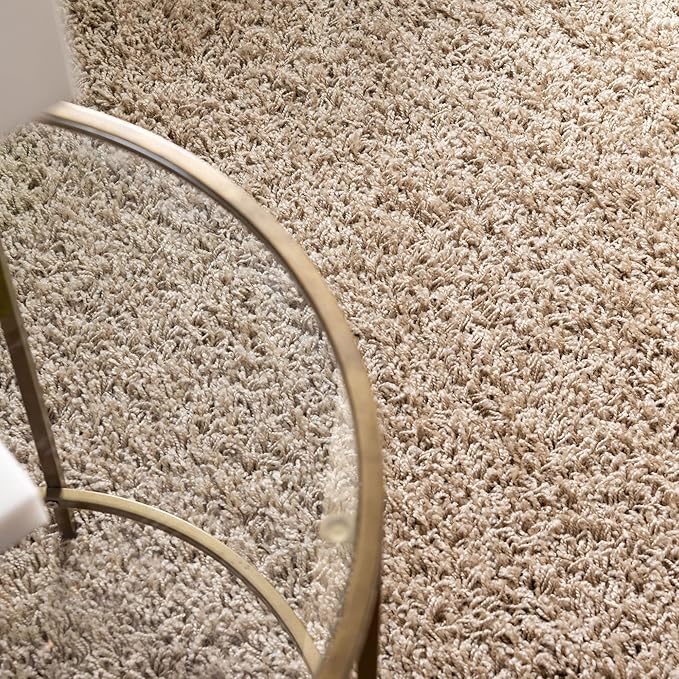 Unique Loom Solid Shag Collection Area Rug (4' 1" Round, Taupe)