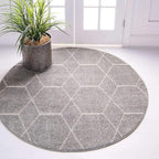 Unique Loom Trellis Frieze Collection Area Rug - Geometric (5' 1" Round Light Gray/Ivory)