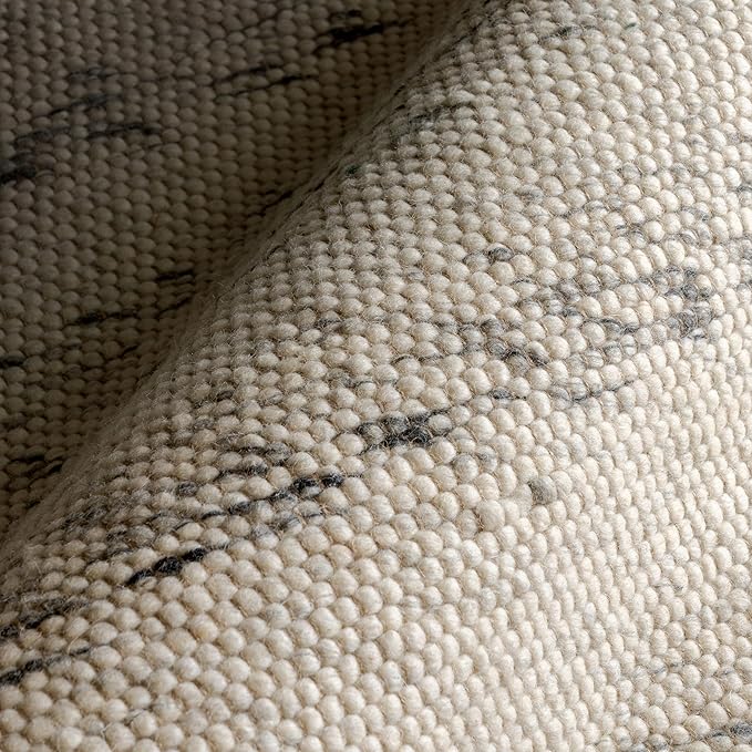 Rugs USA Hamptons Marled Ivory/Grey, 2'6" x 8', Hand Woven, Marled, Tassel, Soft and Cozy, High Traffic, Stain Resistant, Easy Clean, Durable Runner for Bedroom, Living Room, Dining, Den, Foyer