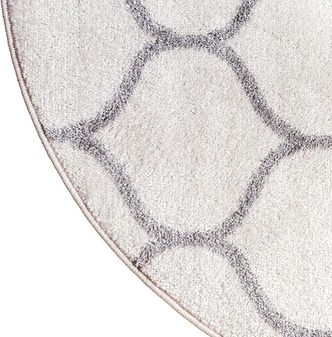 Rugs.com Lattice Frieze Collection Rug – 4' x 6' Oval Ivory Medium Rug Perfect for Living Rooms, Large Dining Rooms, Open Floorplans