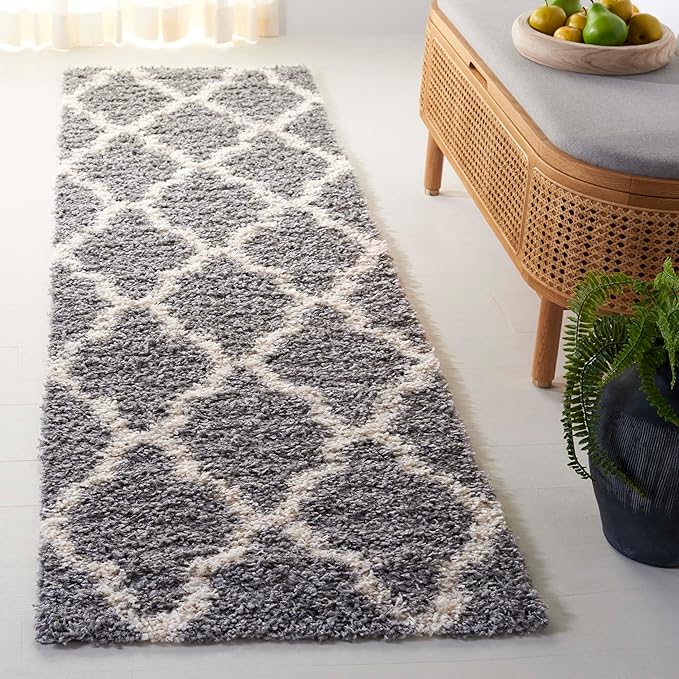 SAFAVIEH Dallas Shag Collection Runner Rug - 2'3" x 10', Grey & Ivory, Trellis Design, Non-Shedding & Easy Care, 1.5-inch Thick Ideal for High Traffic Areas in Living Room, Bedroom (SGD257G)