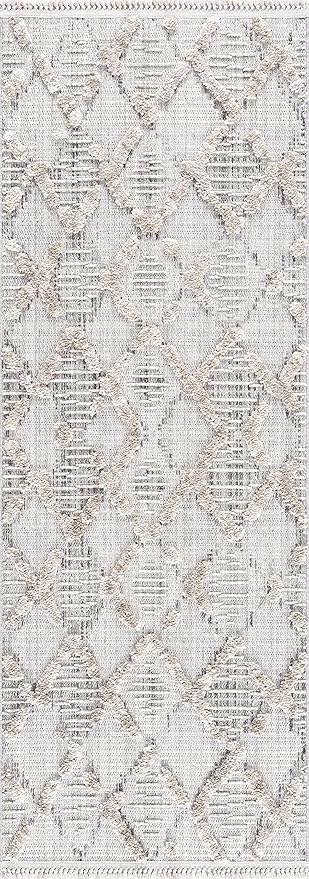 Hauteloom Bogtong Farmhouse Living Room Bedroom Moroccan Trellis Area Rug - Soft Shaggy High Low Carpet - High Pile - Bohemian, Boho - Gray, Beige, Cream - 6'7" x 9'